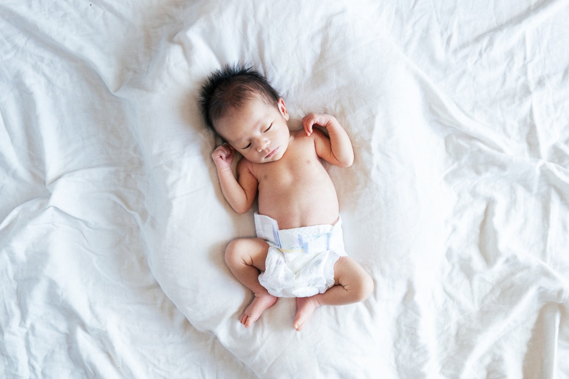 シコロハルナが撮影した「ニューボーンフォト」の写真