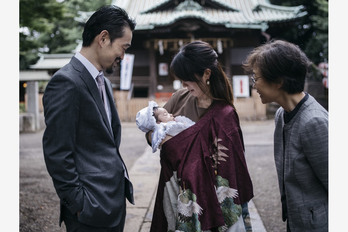 植村由理が撮影した前撮り/後撮り出張撮影のアルバム「お宮参り at 代々木八幡宮」