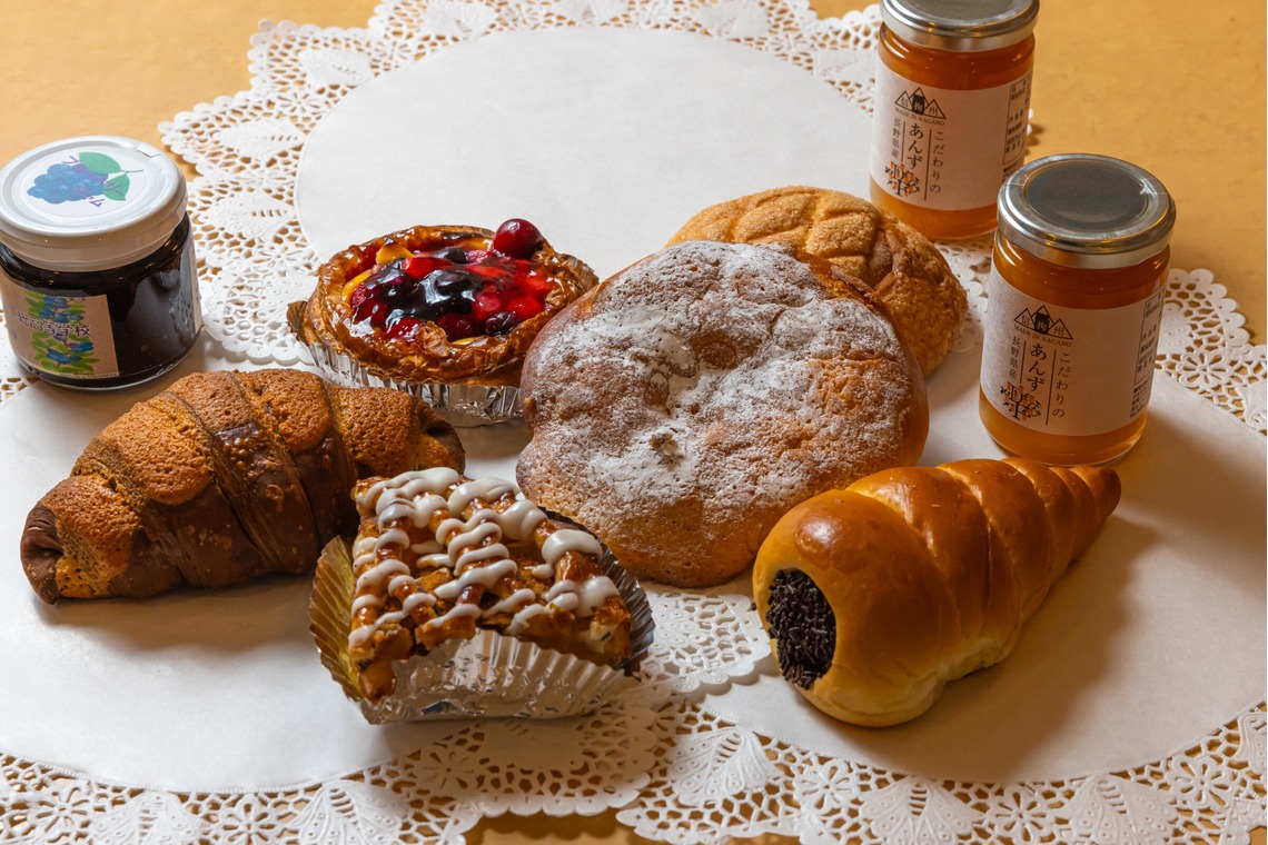 内海　利彦が撮影した写真のアルバム「こだわりのパン屋さんの商品」