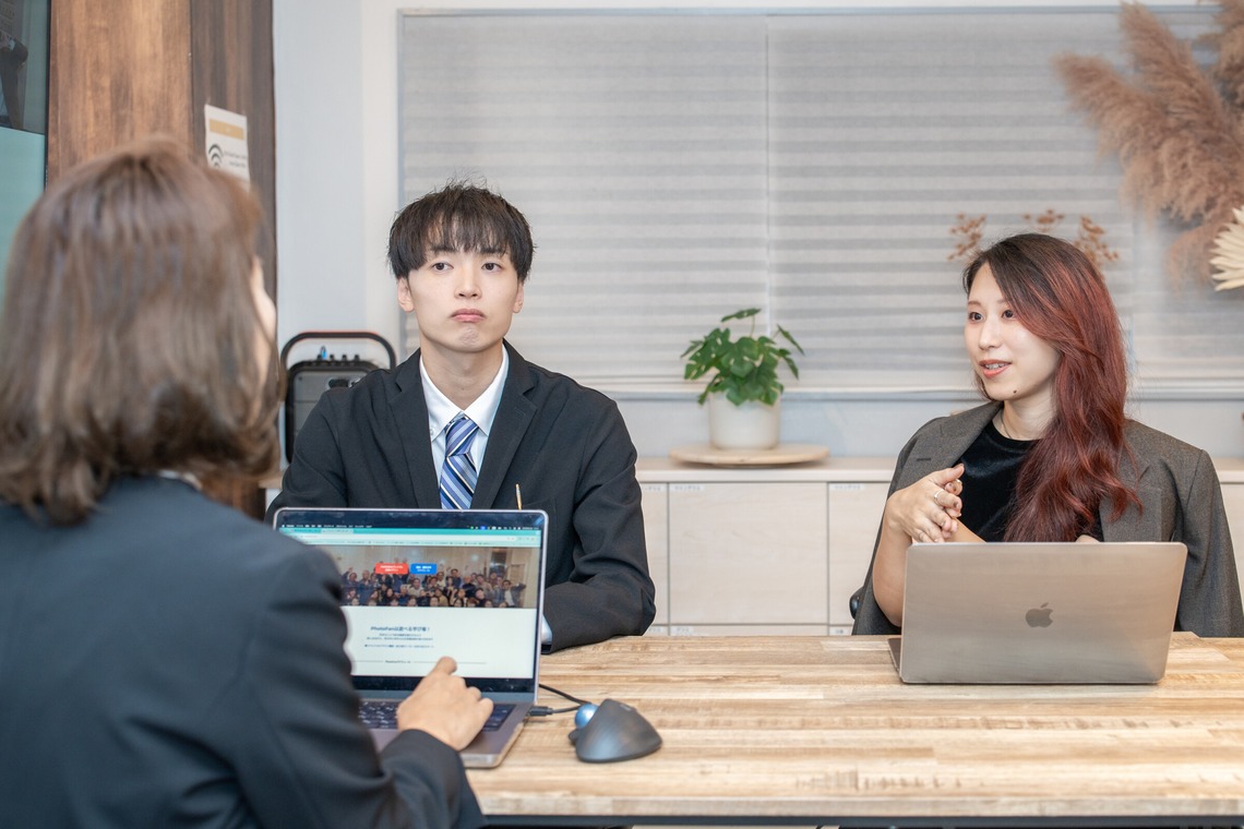 ARUKU PHOTOが撮影した「企業紹介用のオフィス撮影」の写真