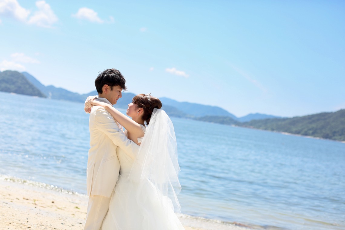 KIKIウェディングが撮影した写真のアルバム「青い海」