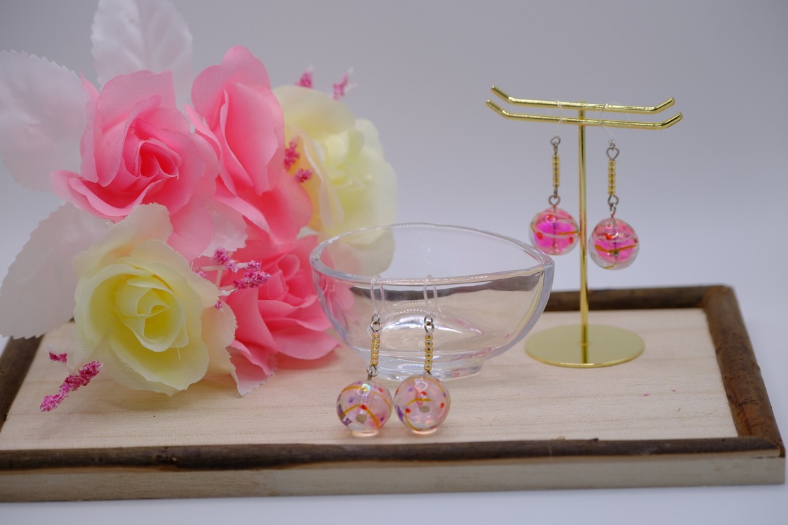 柴田美穂が撮影した写真のアルバム「ハンドメイドピアス」