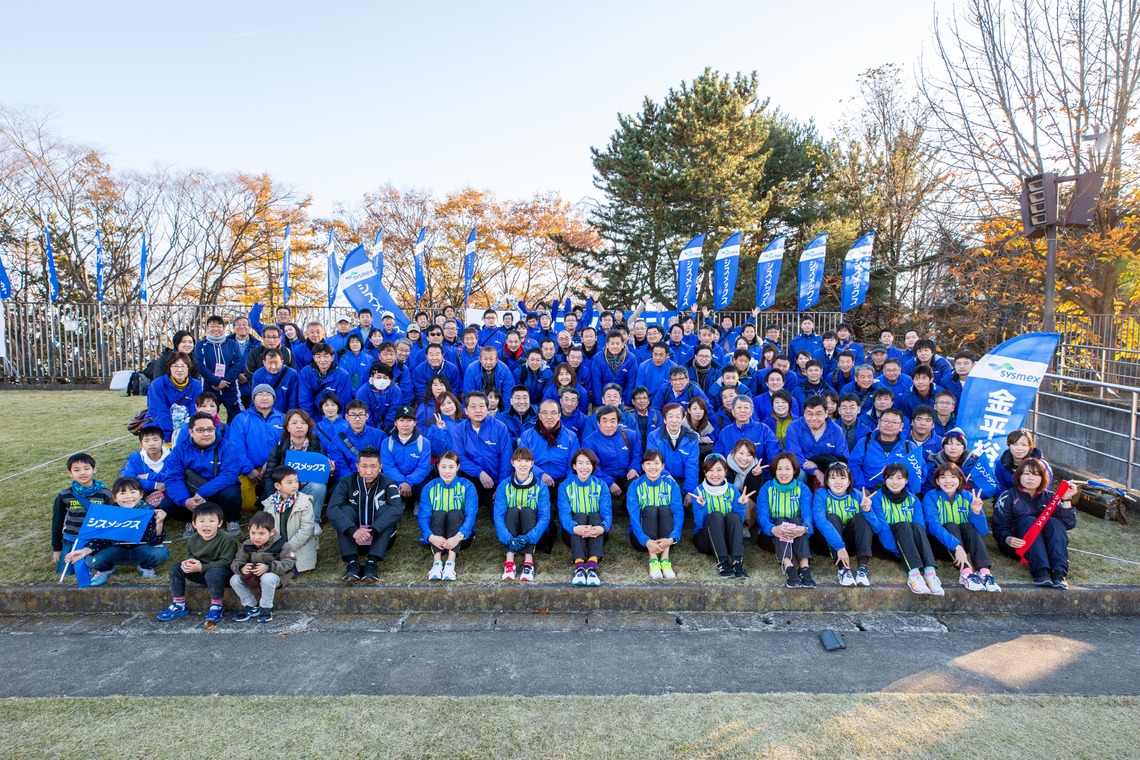 踊るカメラマンAKIRAが撮影した写真のアルバム「スポーツイベントフォト」