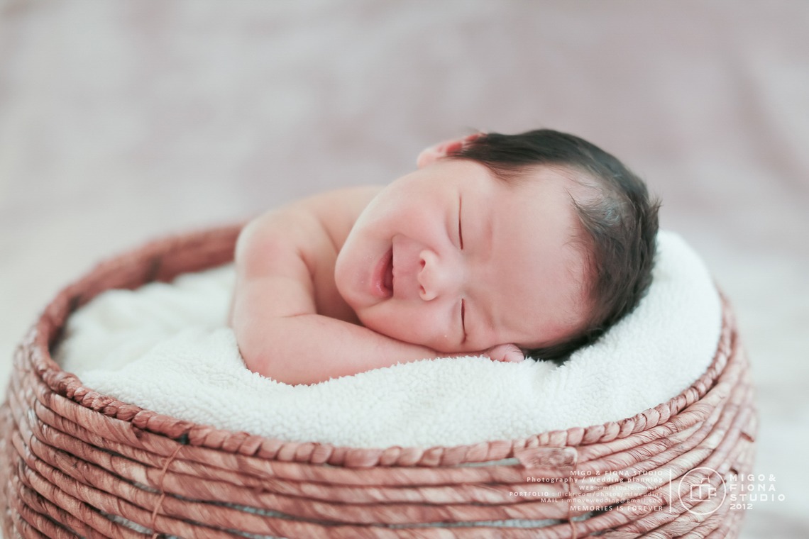 MF STUDIO Migoが撮影した写真のアルバム「新しい生まれの写真」