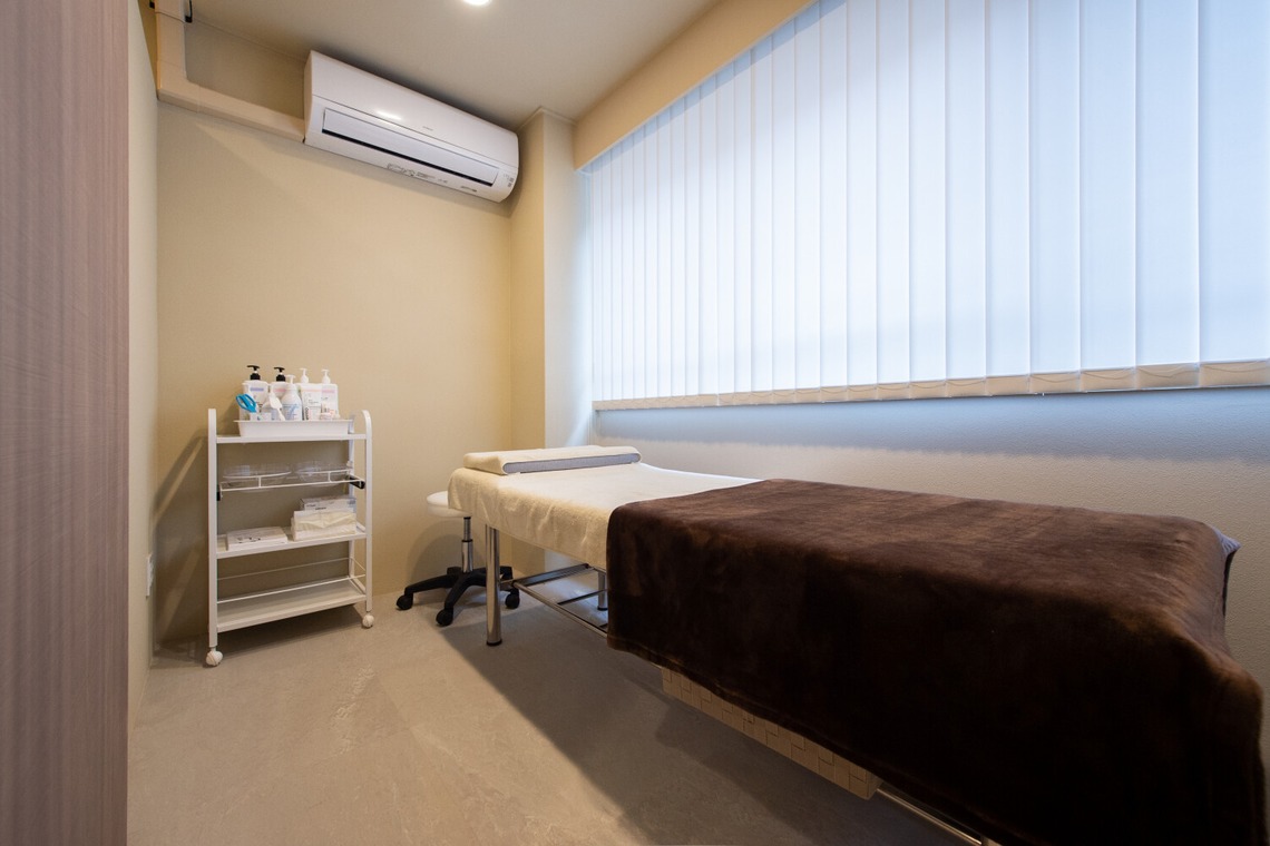 幡原裕治が撮影した「内観」の写真