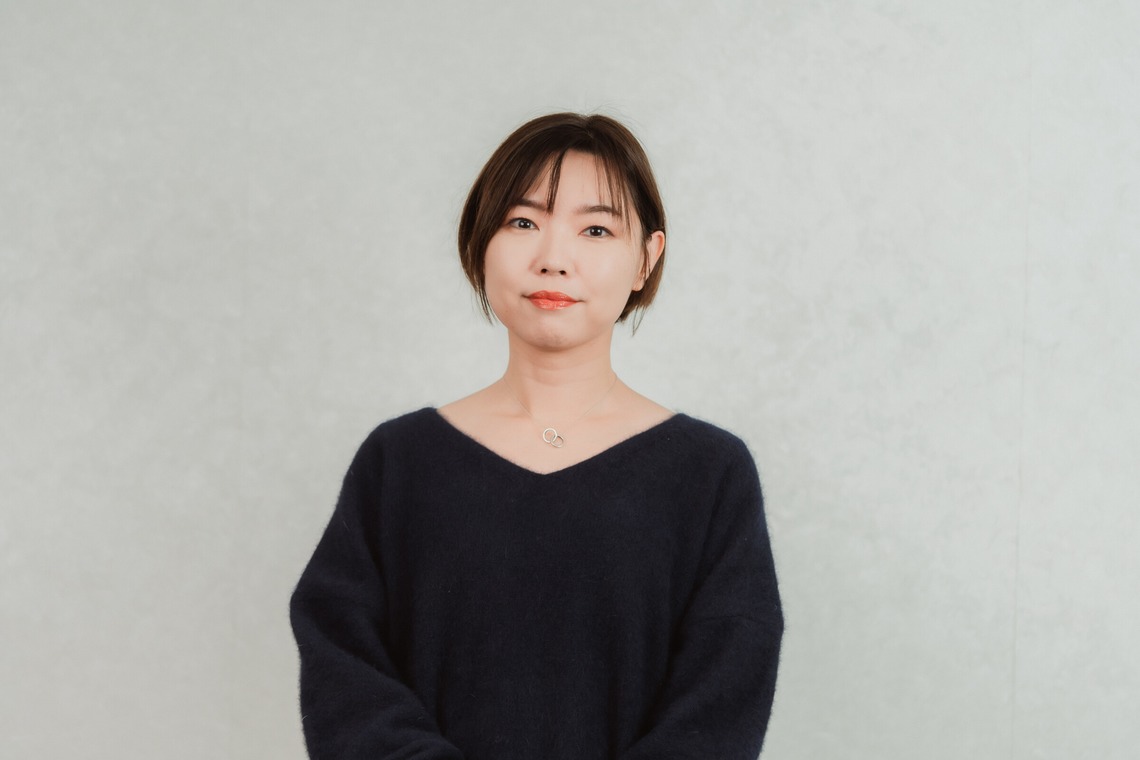 玉城　肇が撮影した「会議室でのプロフィール撮影」の写真