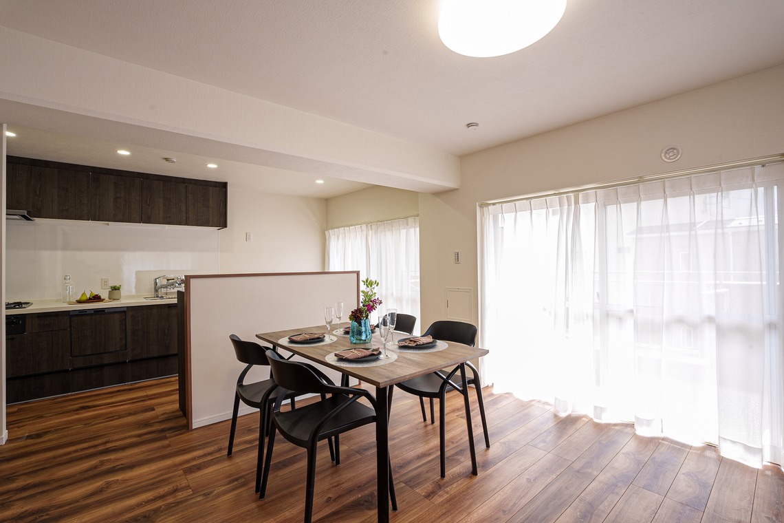 森脇 稔が撮影した写真のアルバム「建築写真（マンション）」