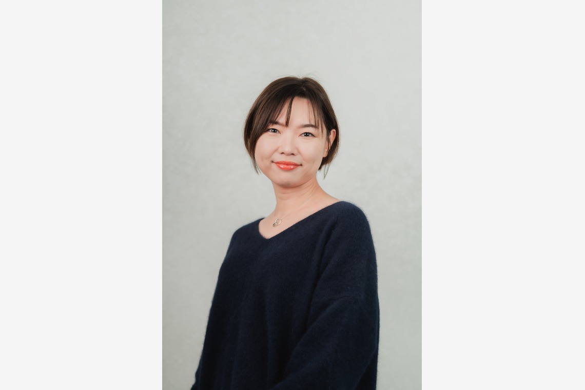 玉城　肇が撮影した「会議室でのプロフィール撮影」の写真