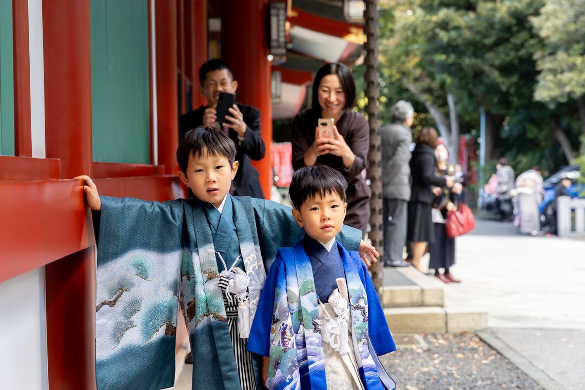 出張撮影くろさわが出張撮影した家族写真(キッズ,ベビーフォト)などが写った「七五三」の家族写真