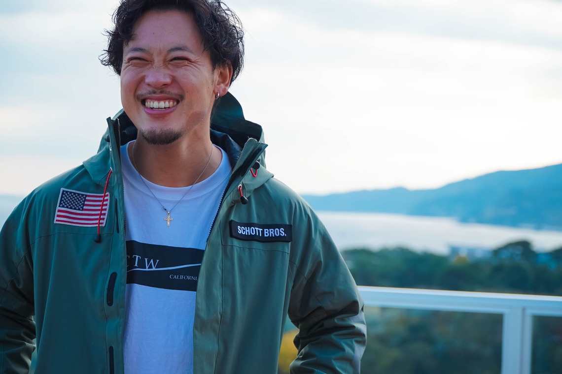 スタジオグラフが撮影した写真のアルバム「ギャラリー」