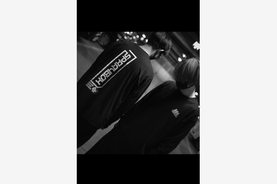 小林　開が撮影した写真のアルバム「洋服　宣材撮影」