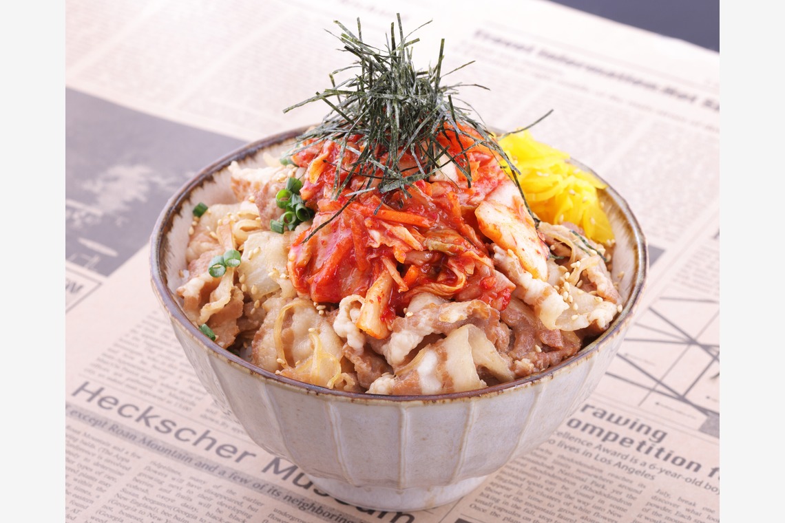 森安　照が撮影した「肉丼・タコライス」の写真