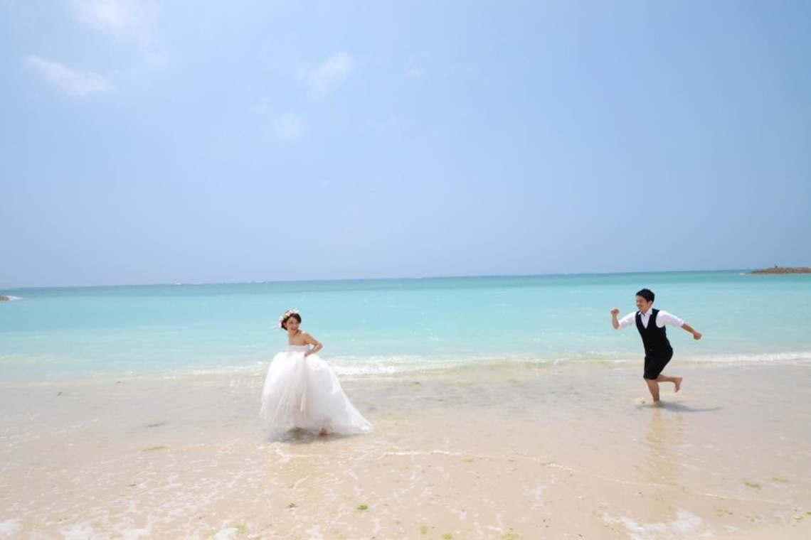 Avenir（山宮 敏明）が撮影した写真のアルバム「ビーチフォトウェディング」