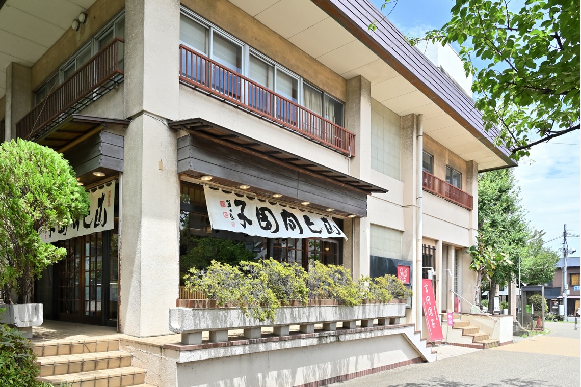 マイクロコズム合同会社が撮影した写真のアルバム「店舗内装、外装」