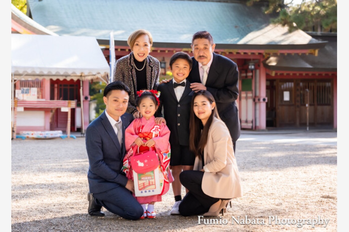 名畑文巨写真事務所が撮影した「出張撮影七五三・お宮詣り」の写真