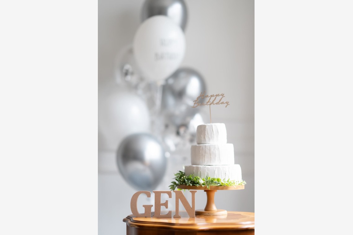 株式会社VISTA / VISTA Photographyが撮影したスタジオ撮影/マタニティフォト/ニューボーンフォト/家族写真の出張撮影/七五三フォト/お宮参り/学校行事のアルバム「バースデーフォト」