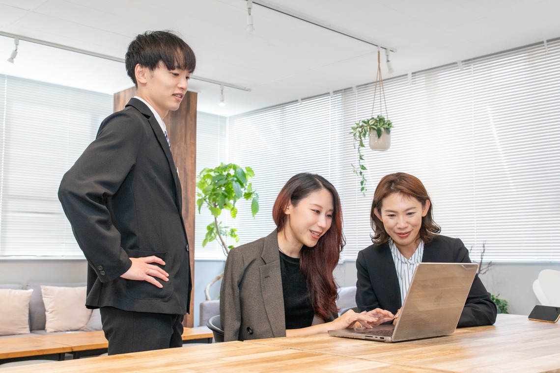 ARUKU PHOTOが撮影した「企業紹介用のオフィス撮影」の写真