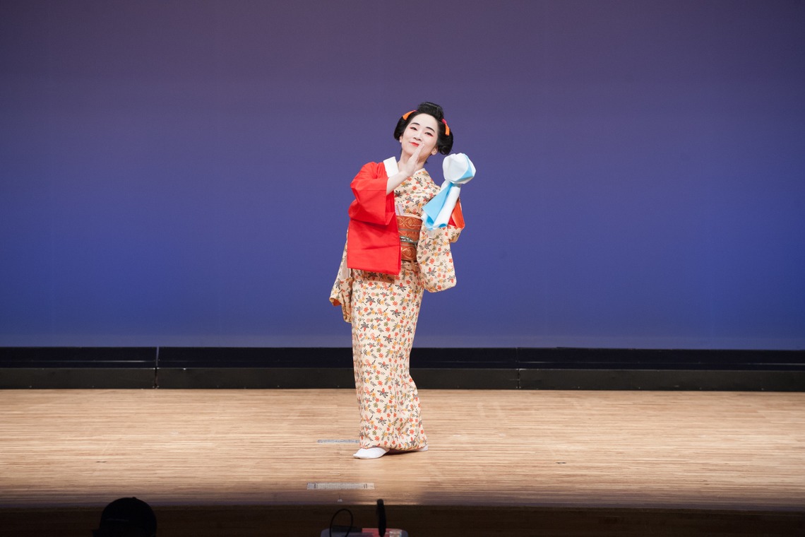 十時写真事務所が撮影した「踊り」の写真