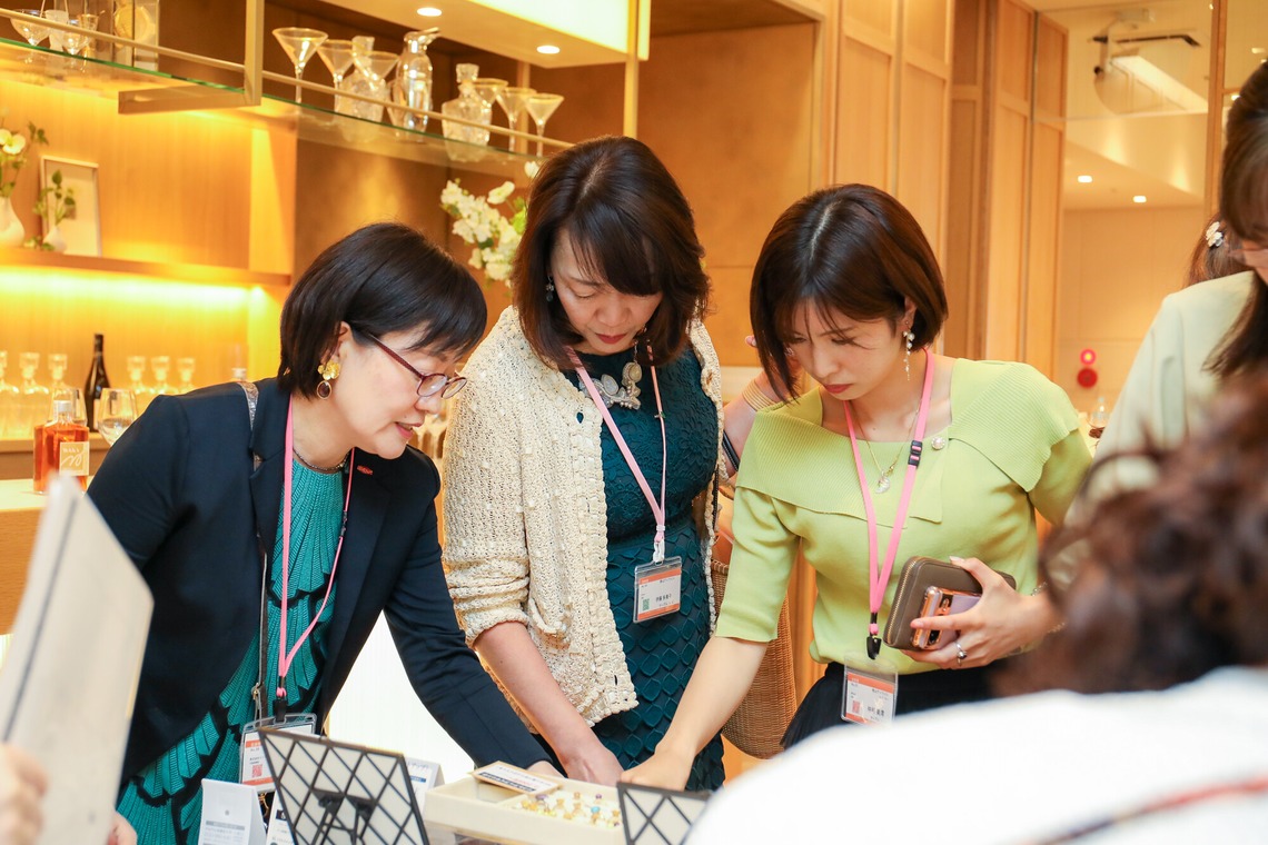なかがわさとみが撮影した「ビジネス交流会の写真撮影」の写真
