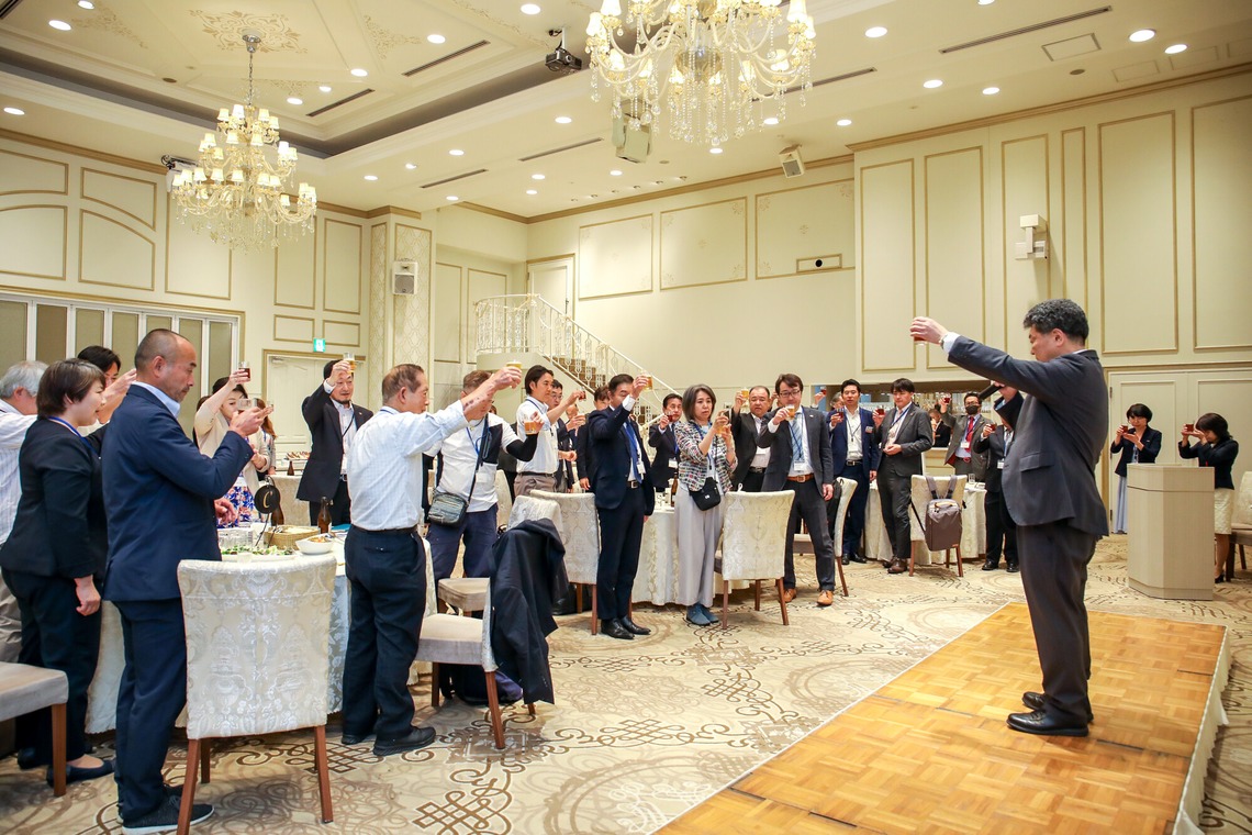 なかがわさとみが撮影した「ビジネス交流会の写真撮影」の写真