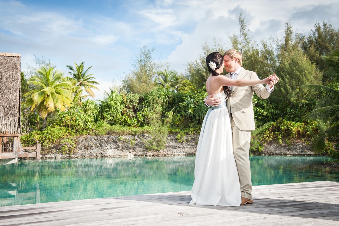 Album of the Wedding, Bridal taken by SOMETHING BLUE WEDDING & PHOTOGRAPHY (Ben Duluc) - 