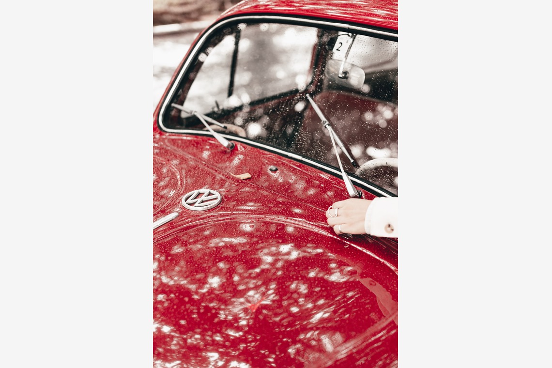 石井俊輔が出張撮影した家族写真(キッズ,ベビーフォト)などが写った「車とモデル at 沖縄」の家族写真