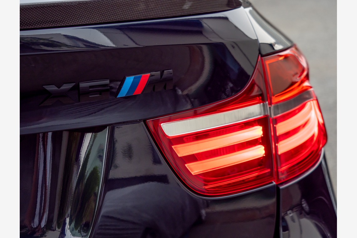 原野 英樹が撮影した「輸入車販売会社よりBMW X5のカーセンサーSDGE 掲載用写真を依頼いただきました」の写真