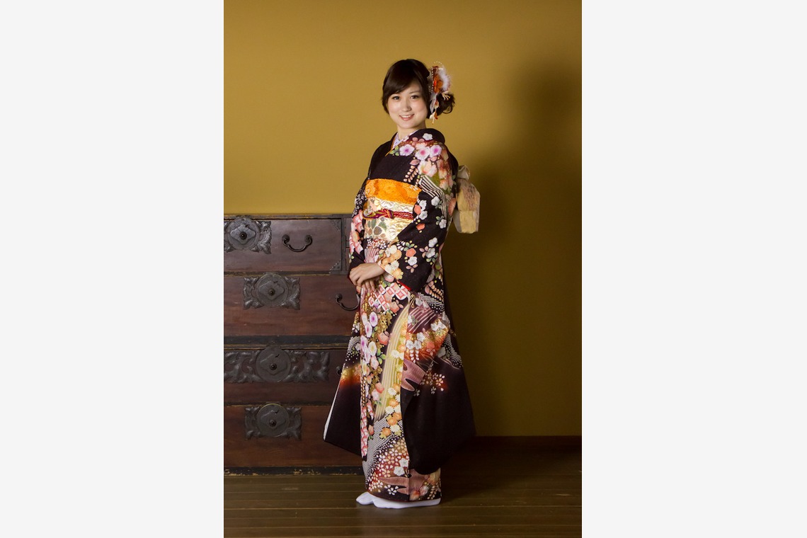 スマイルハンターが出張撮影した家族写真(キッズ,ベビーフォト)などが写った「成人式フォト」の家族写真