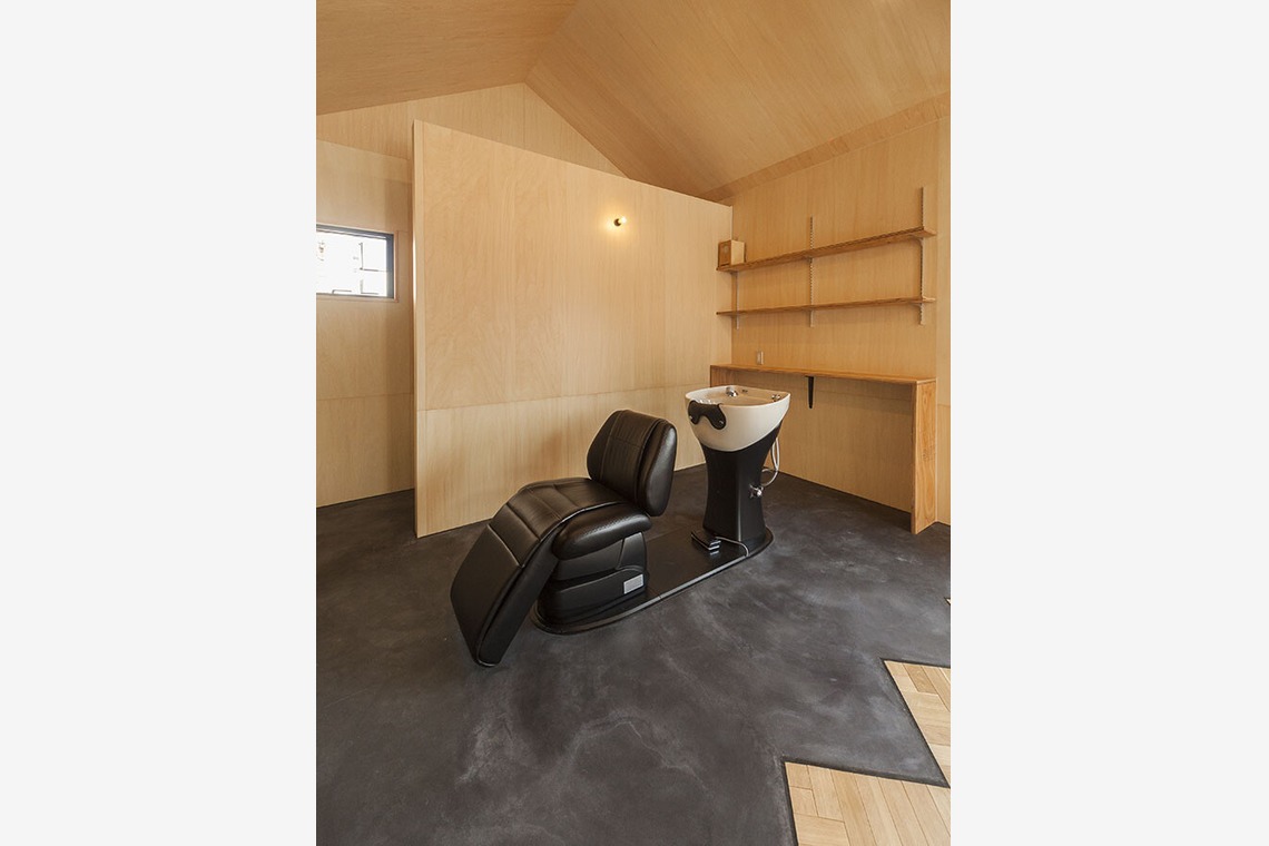 伊東昌信が撮影した「店舗　建築竣工」の写真