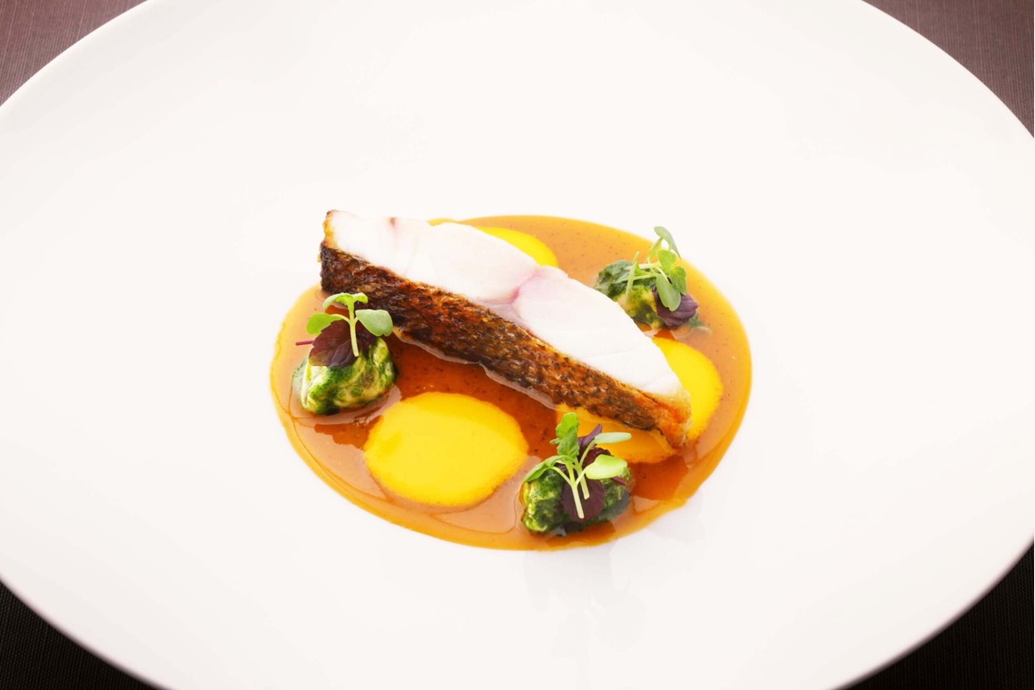 森安　照が撮影した「真俯瞰・ヨリ・集合」の写真