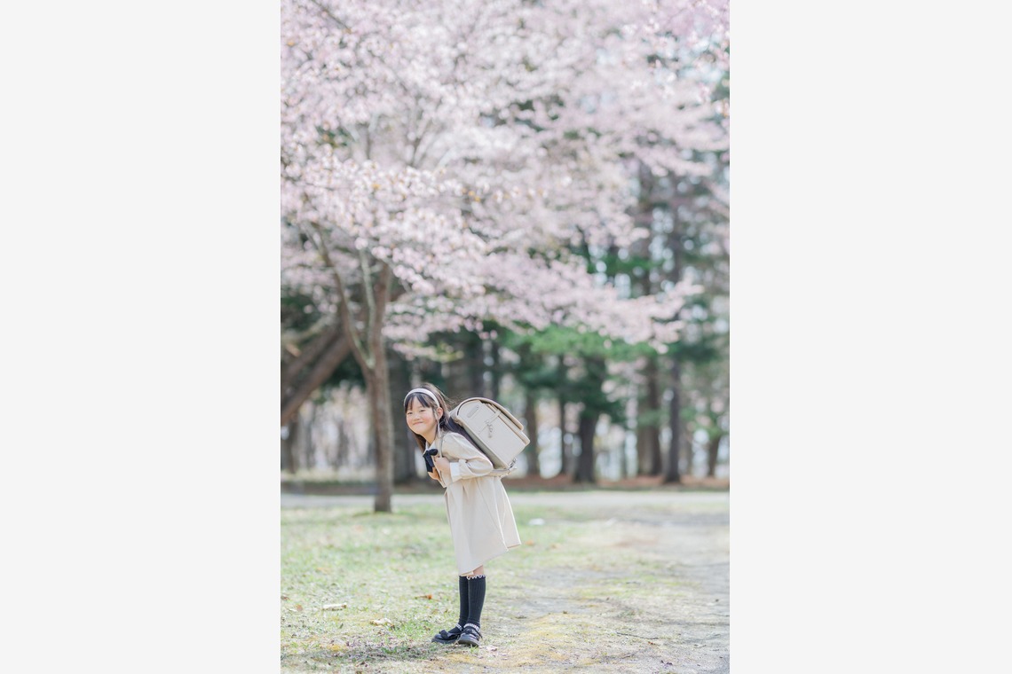 平栗玲香が出張撮影した家族写真(キッズ,ベビーフォト)などが写った「入学写真」の家族写真