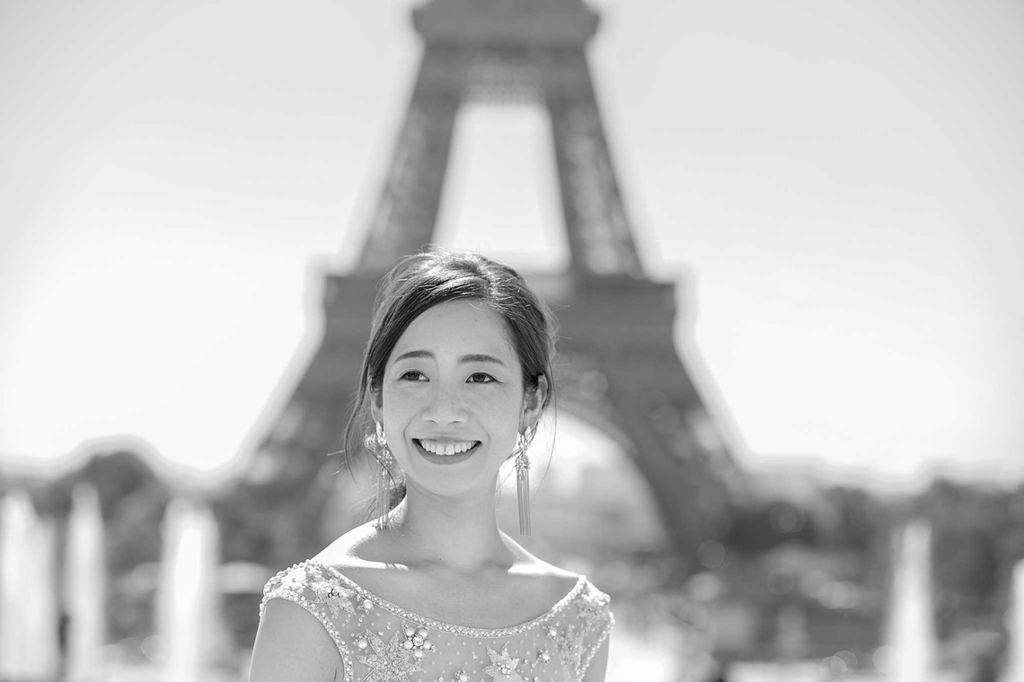 Petite Nao Photographyが撮影した「パリ、フォトウェディング（エッフェル塔＆ビルアケム橋）」の写真