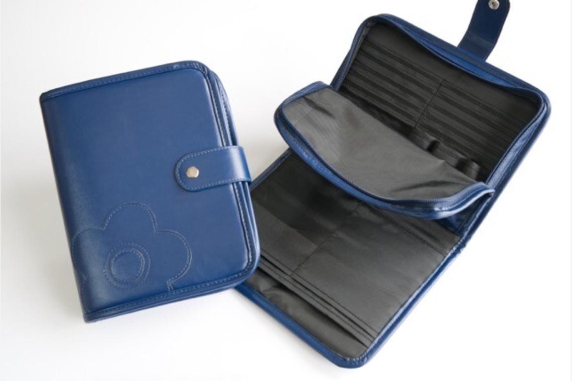 樋上　将太が撮影した「ECサイト用母子手帳商品撮影」の写真