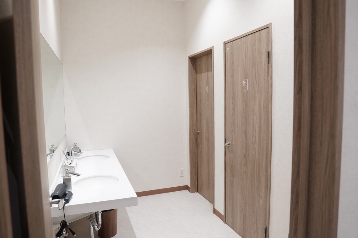 株式会社山口メディアプランニングが撮影した写真のアルバム「フィットネスジム内観」