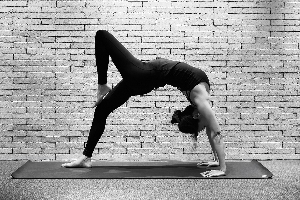 奥野由記が撮影した写真のアルバム「ヨガ講師ポートレート撮影」