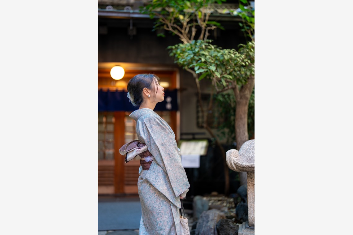 ARUKU PHOTOが撮影した「浅草寺周辺での記念撮影」の写真