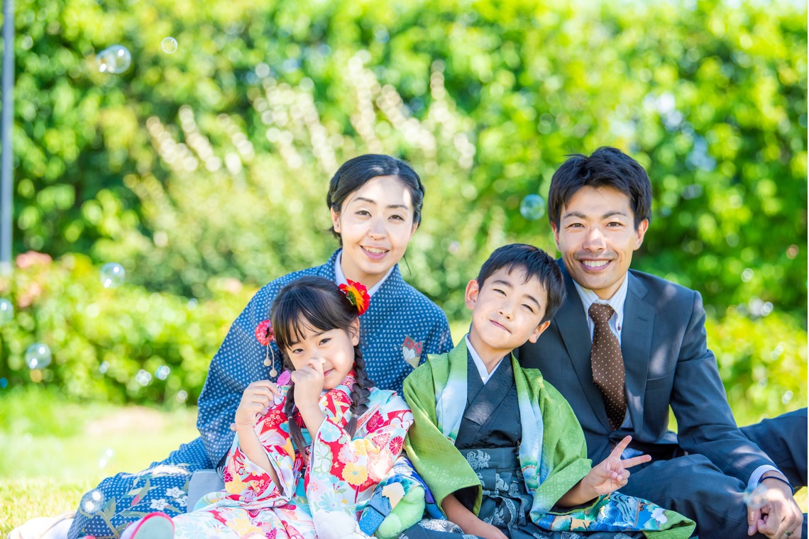 ぽらりすフォトワークスが出張撮影した家族写真(キッズ,ベビーフォト)などが写った「七五三撮影」の家族写真