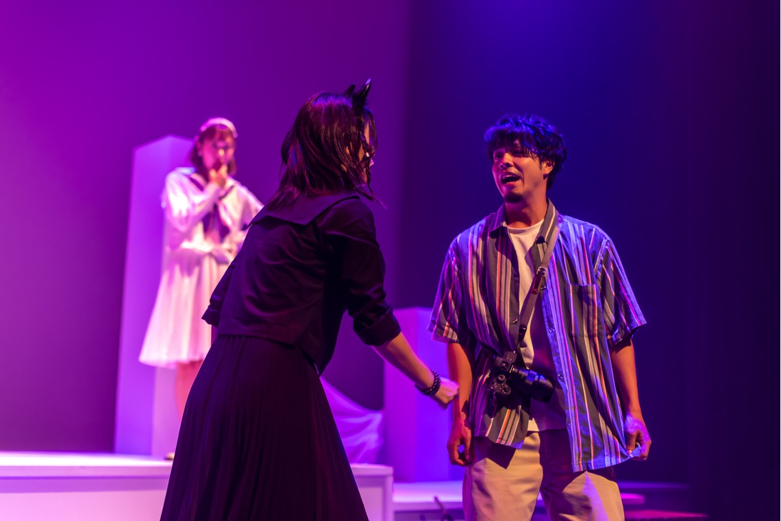 大辻尋稔が撮影した写真のアルバム「演劇」