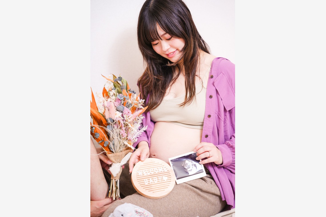 石井凡騎が出張撮影した家族写真(キッズ,ベビーフォト)などが写った「マタニティフォト」の家族写真