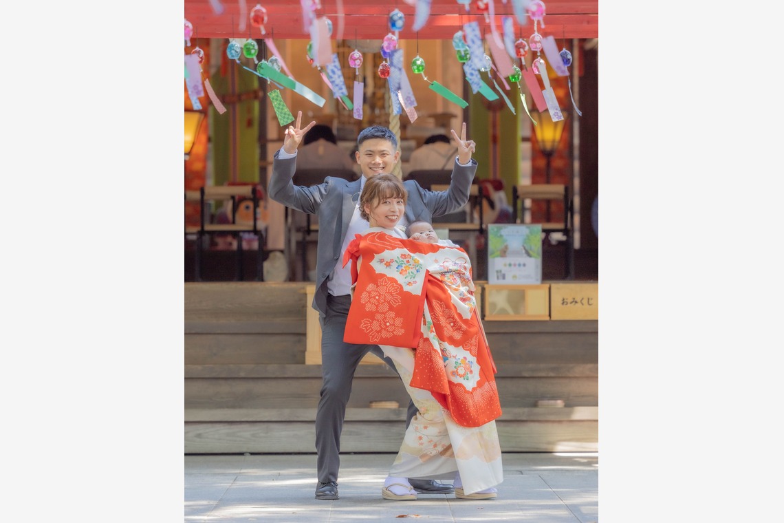 梅田　紫邑が撮影した写真のアルバム「家族でお祝いするお宮参り」