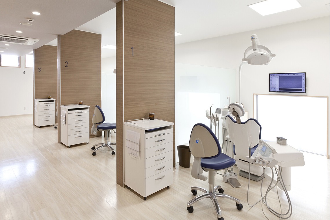 末安 善之が撮影した写真のアルバム「クリニック」