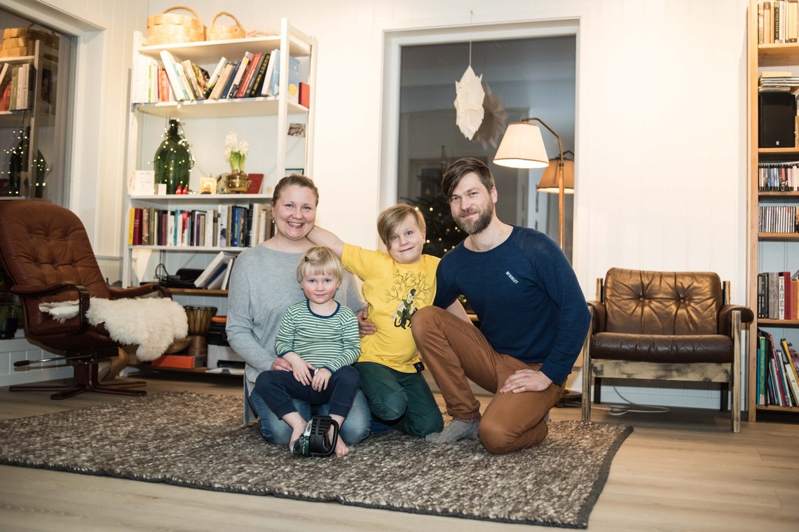 コシバリュウスケが撮影した写真のアルバム「Family」