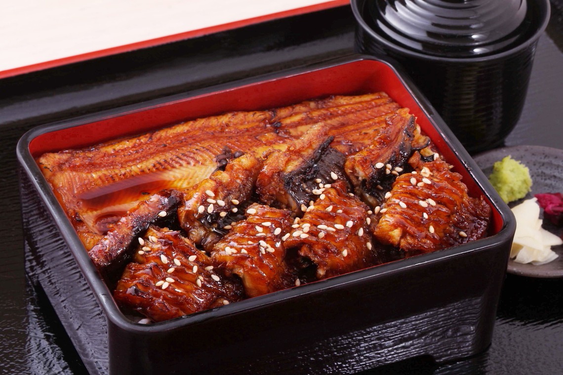 森安　照が撮影した写真のアルバム「うなぎ」