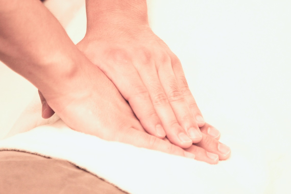 Hiroが撮影した写真のアルバム「整体院、サロン、レッスンなど、施術シーン、店舗撮影」