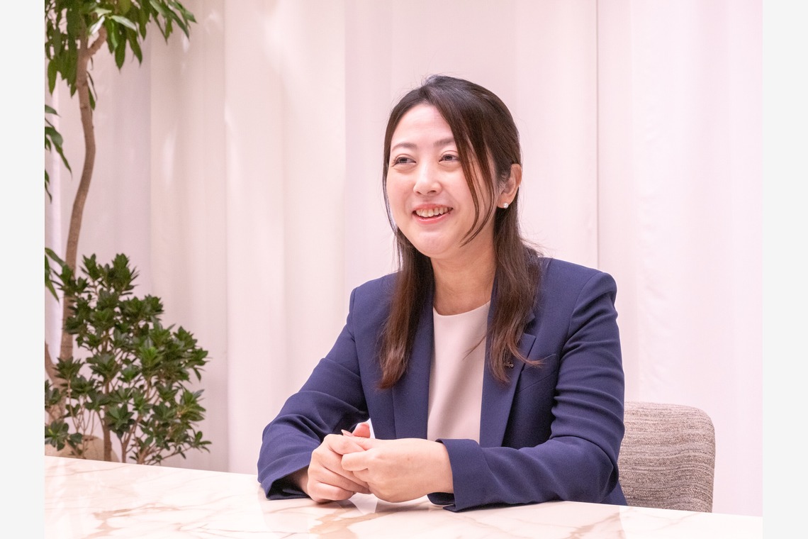 吉岡謙志が撮影した「インタビュー写真」の写真