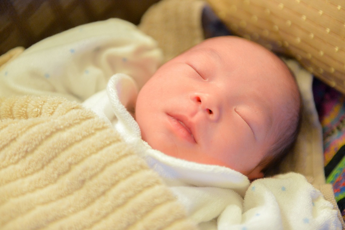 吉田佳央が出張撮影した家族写真(キッズ,ベビーフォト)などが写った「家族行事」の家族写真