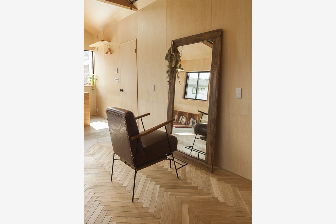 伊東昌信が撮影した写真のアルバム「店舗　建築竣工」