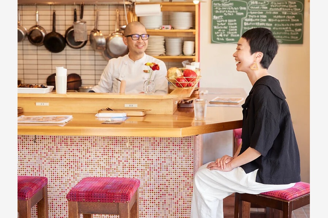 白井由香里写真事務所が撮影した写真のアルバム「取材」