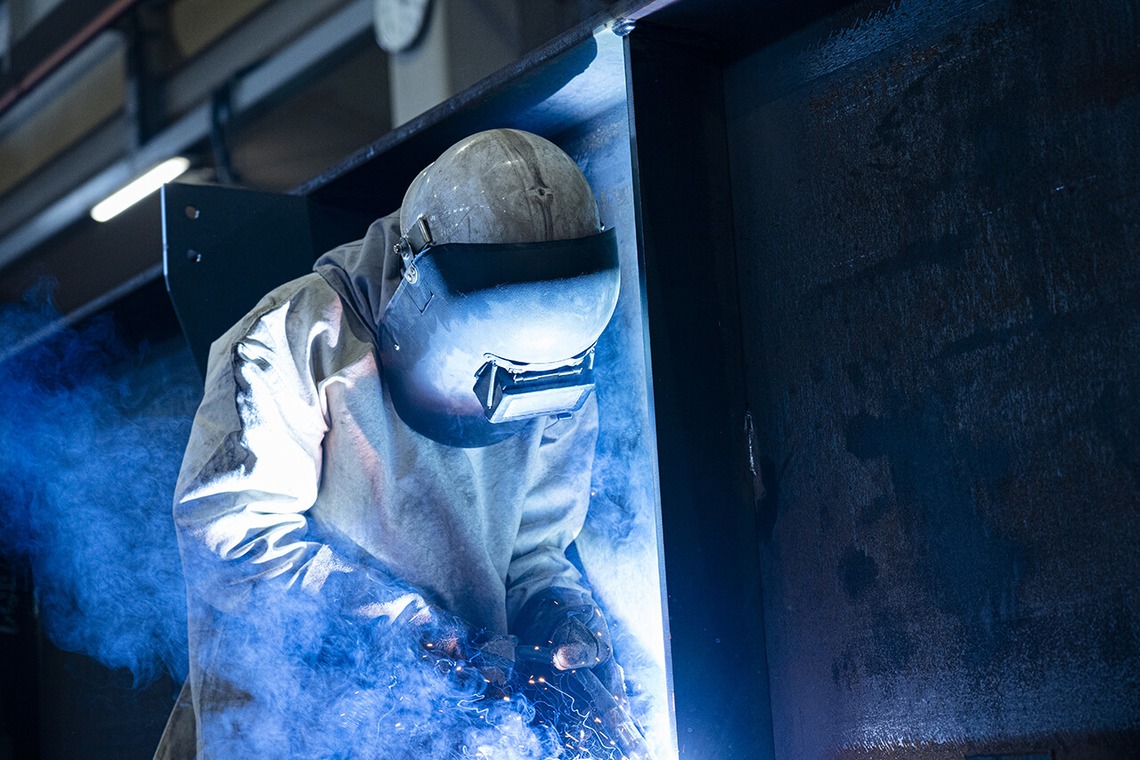 青柳光昭が撮影した写真のアルバム「ポートレート2」