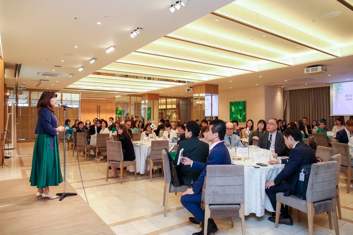 なかがわさとみが撮影した「ビジネス交流会の写真撮影」の写真